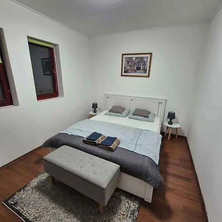 Tatil Evi In 43400 Balatonkeresztúr