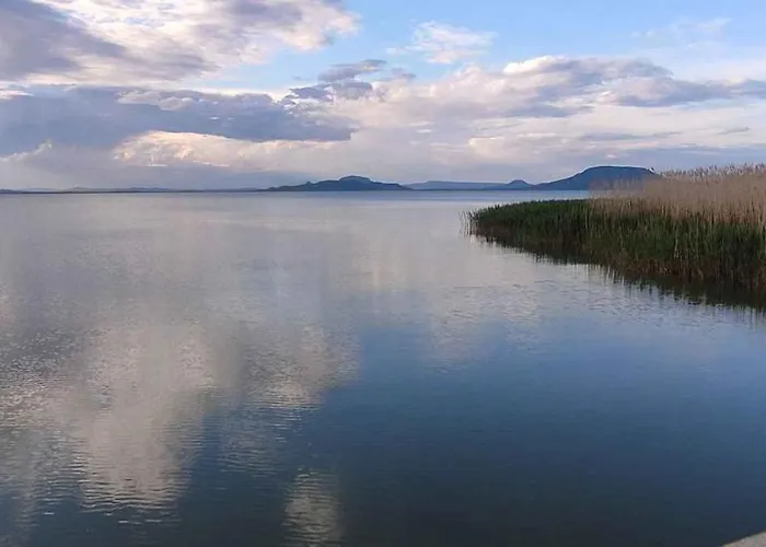 In 43400 * Balatonkeresztúr