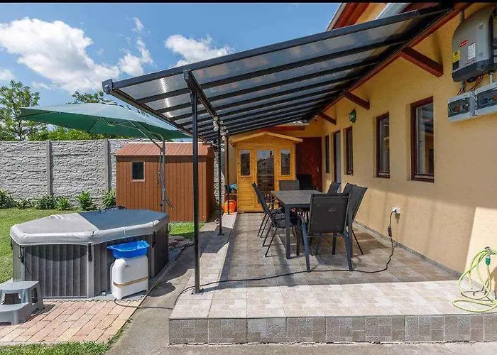 In 43400 Feriehus Balatonkeresztúr