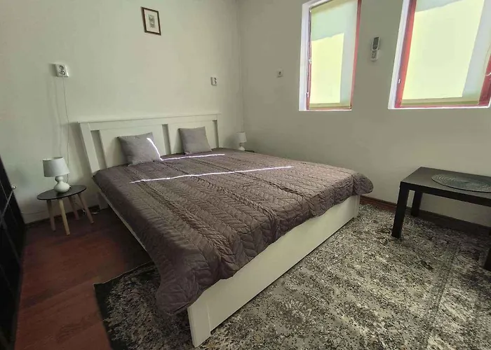 Feriehus In 43400 Balatonkeresztúr